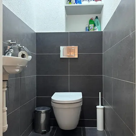 Old Town 3br With Castle Views * Bratislava