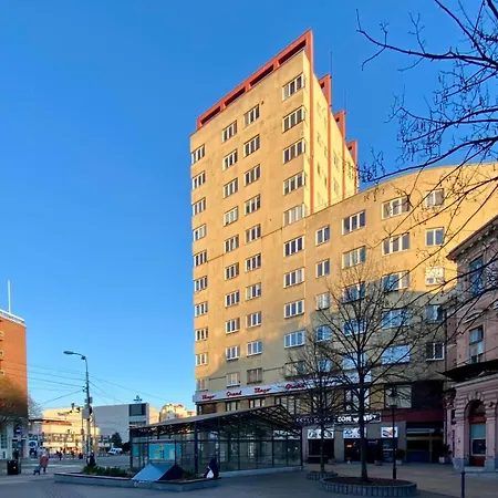 Old Town 3br With Castle Views * Bratislava