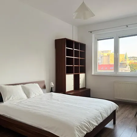 Apartament Center 3br In Old Town, Spacious With Castle Views Bratysława